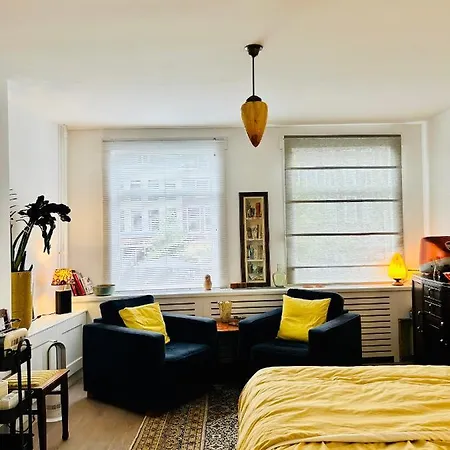 Centre Canal View Or Terrace View *