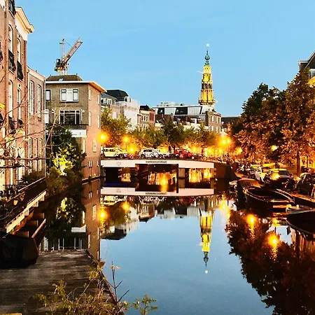 Centre Canal View Or Terrace View
