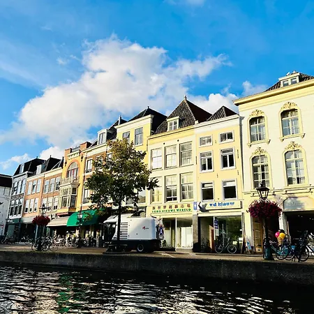 Apartment Centre Canal View Or Terrace View Leiden