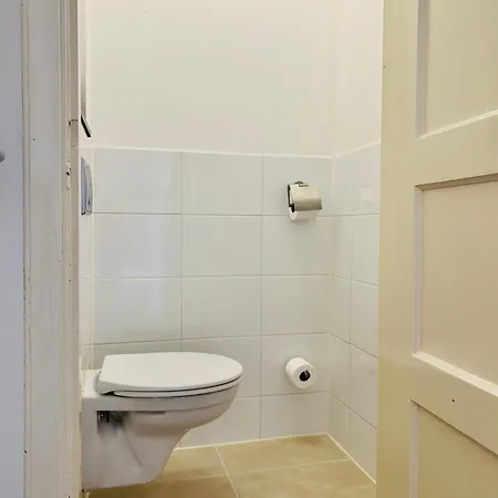 Centre Canal View Or Terrace View *