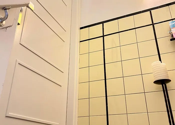 Centre Canal View Or Terrace View *