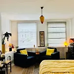 Centre Canal View Or Terrace View *